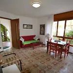 Private Fenced Garden House At 300mt From Lignano Pineta Willa *