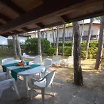 Willa Private Fenced Garden House At 300mt From Lignano Pineta Lignano Sabbiadoro