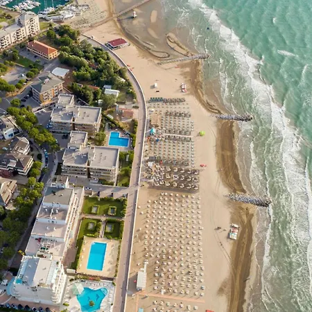 Private Fenced Garden House At 300mt From Lignano Pineta