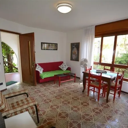 Private Fenced Garden House At 300mt From Lignano Pineta Villa *