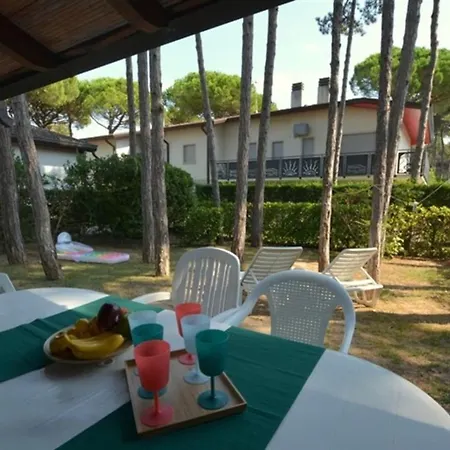 فيلة Private Fenced Garden House At 300mt From Lignano Pineta *