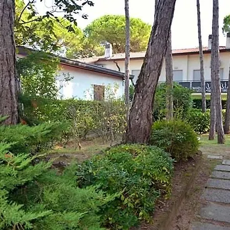 Private Fenced Garden House At 300mt From Lignano Pineta *