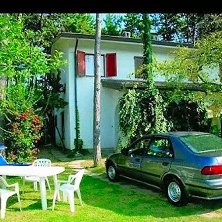Villa Private Fenced Garden House At 300mt From Lignano Pineta Lignano Sabbiadoro